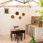 Konukevi Oasi Di Pace Montalbano (Apulia)